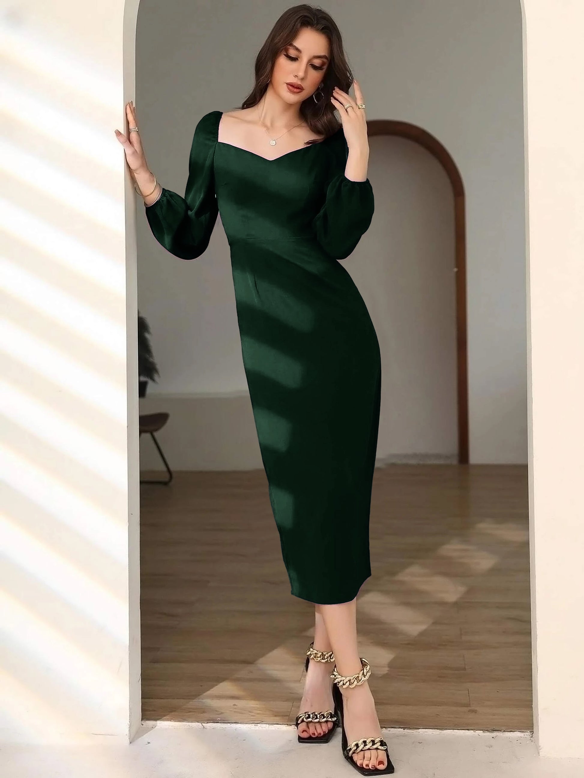 Glimpse of Glamour Forest Green Bell Sleeve Bodycon Dress